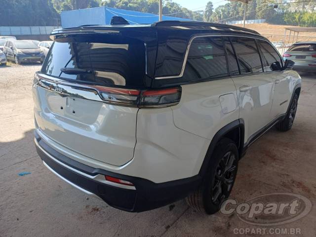 2026 JEEP COMMANDER 