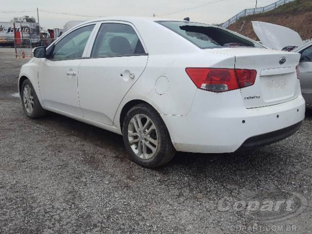 2011 KIA CERATO 