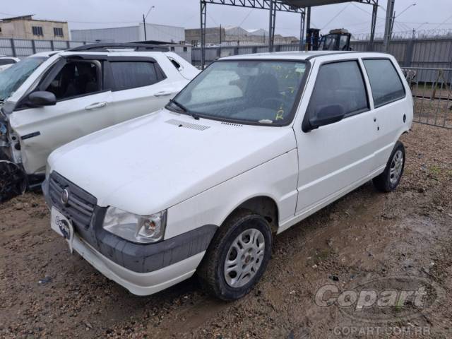 2013 FIAT UNO 
