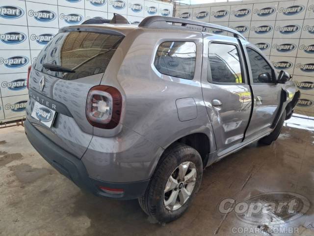 2024 RENAULT DUSTER 