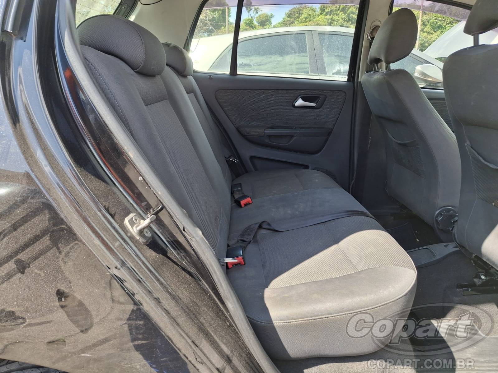 2011 VOLKSWAGEN FOX — foto 6 de 10