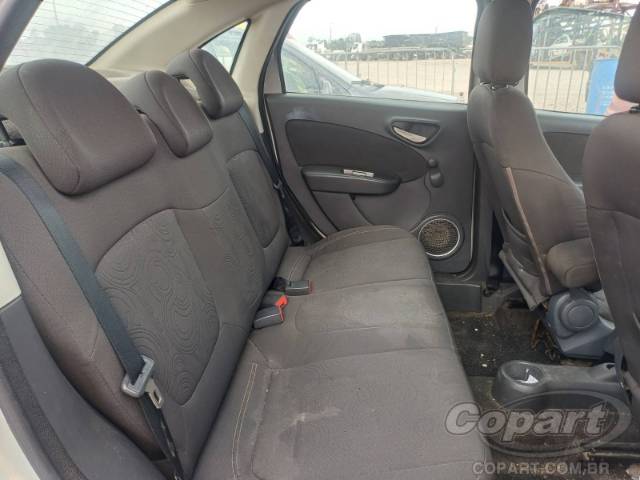 2013 FIAT GRAND SIENA 