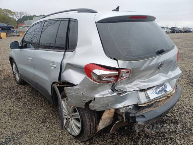 2017 VOLKSWAGEN TIGUAN 