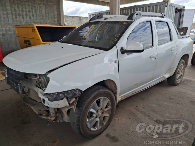 2022 RENAULT DUSTER OROCH 