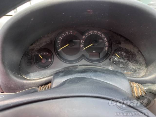 2010 CHEVROLET CLASSIC 