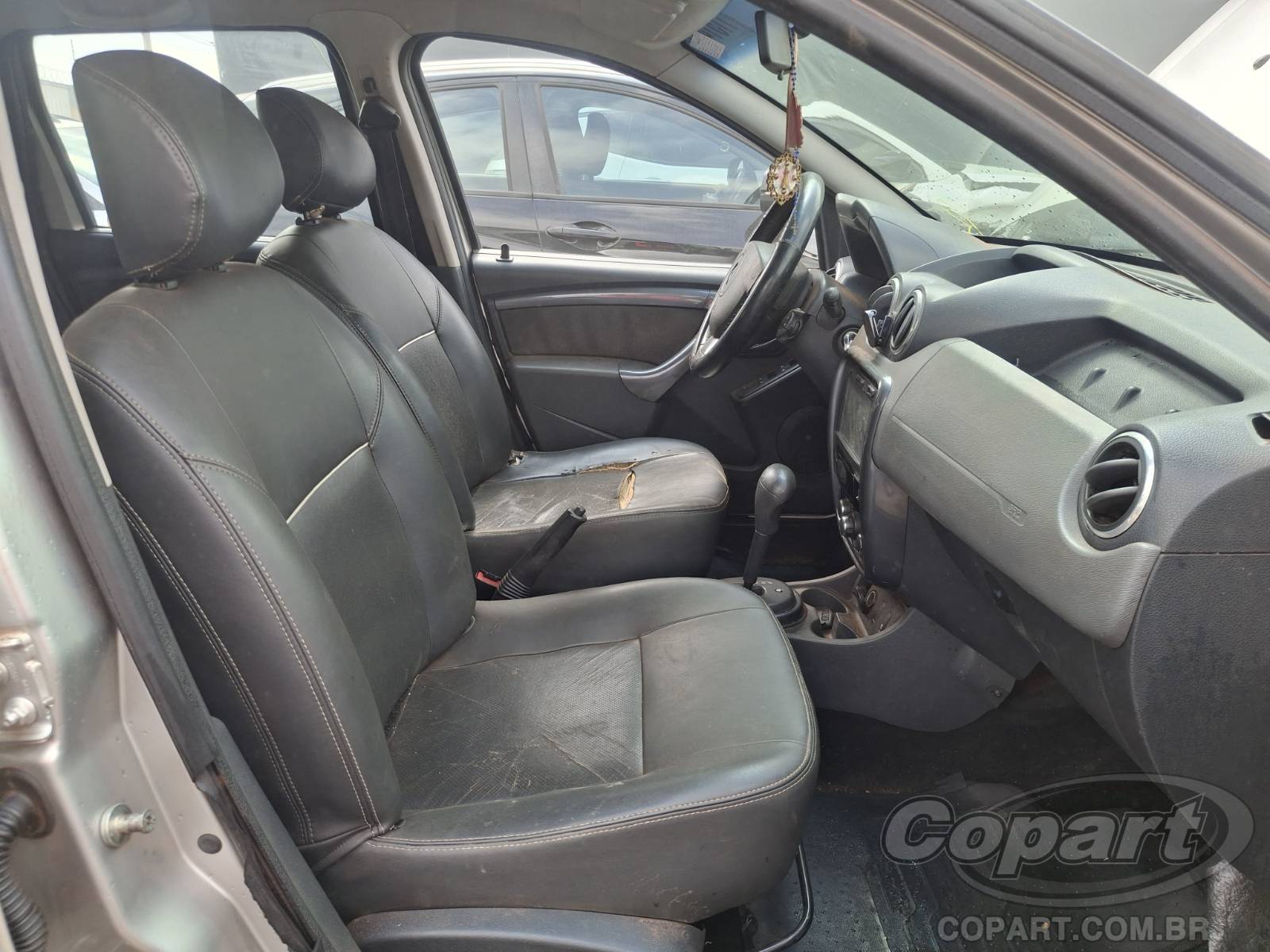 Foto 5: 2015 RENAULT DUSTER