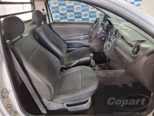 2016 VOLKSWAGEN SAVEIRO 