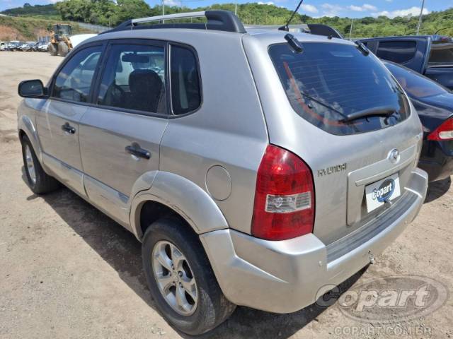 2010 HYUNDAI TUCSON 