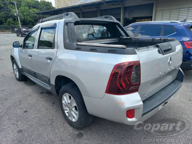 2016 RENAULT DUSTER OROCH 