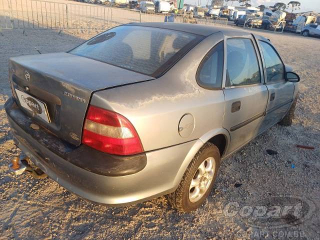 1997 CHEVROLET VECTRA 