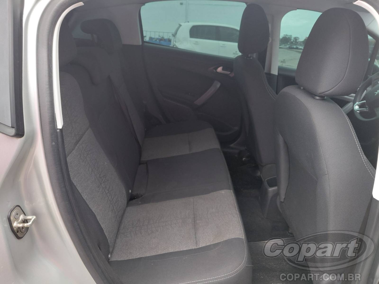 2018 PEUGEOT 208 — foto 6 de 11