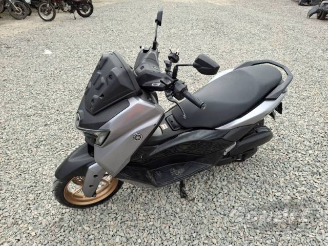 2025 YAMAHA NMAX 