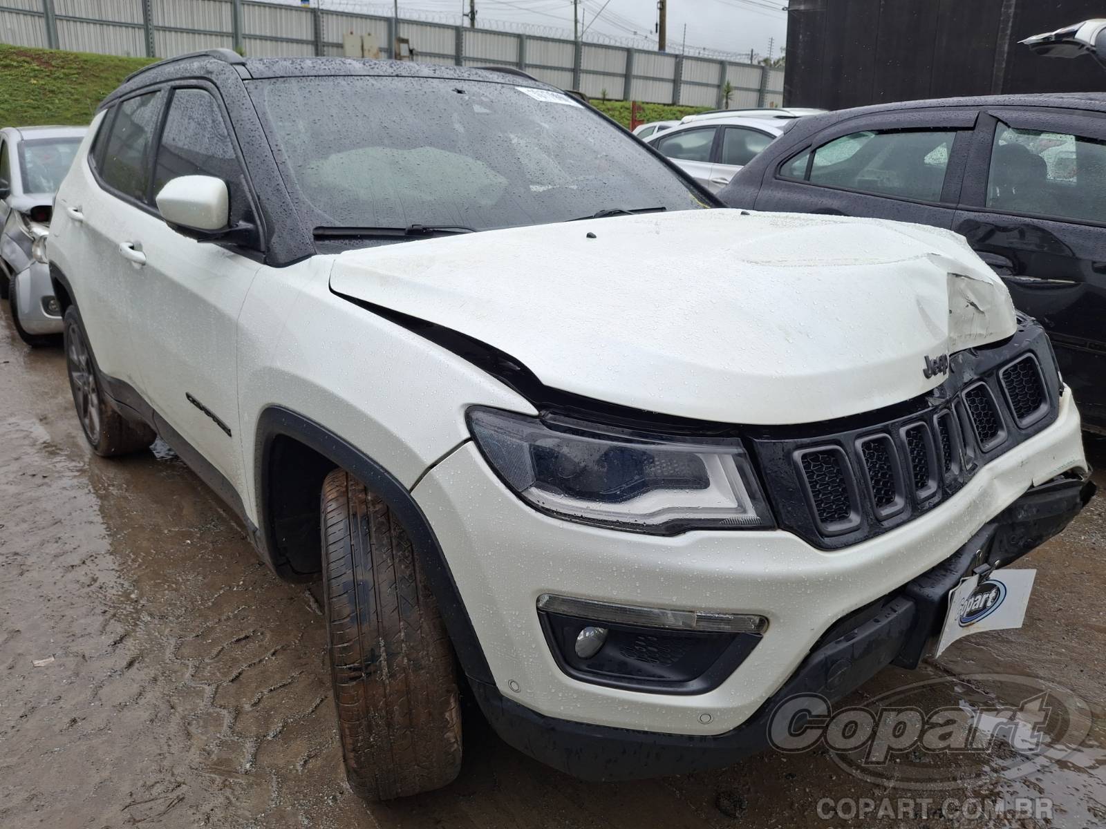 Veículo Fiat Compass JEEP COMPASS LIMITED S 2.0 MULTIJET TURBO 2021 em leilão
