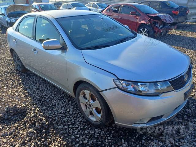 2011 KIA CERATO 