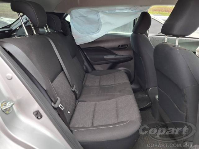 2025 NISSAN Kicks Play 