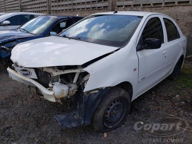 2017 TOYOTA ETIOS SEDA 