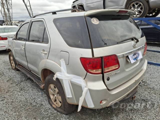 2006 TOYOTA HILUX SW4 