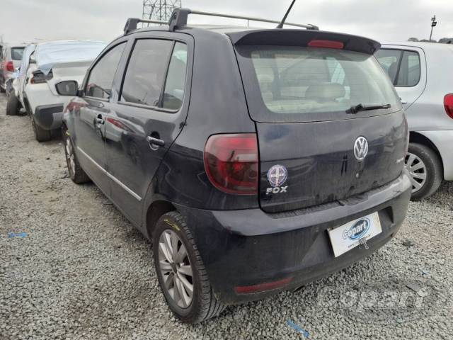 2011 VOLKSWAGEN FOX 