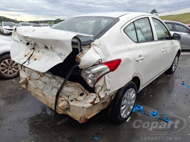 2019 NISSAN VERSA 