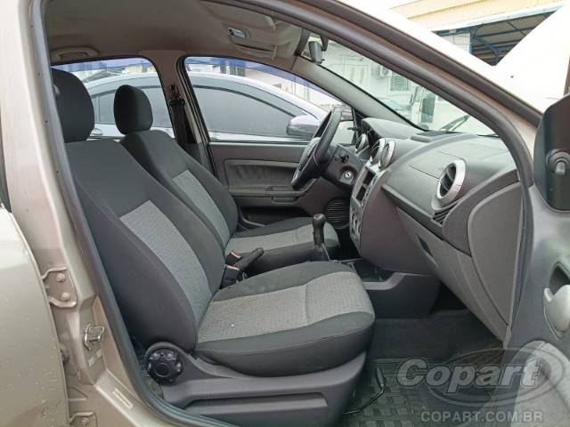 2013 FORD FIESTA SEDAN 