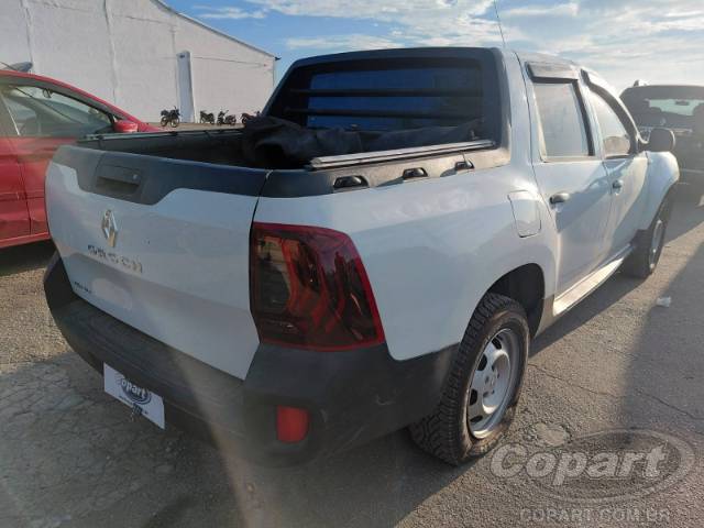 2019 RENAULT DUSTER OROCH 