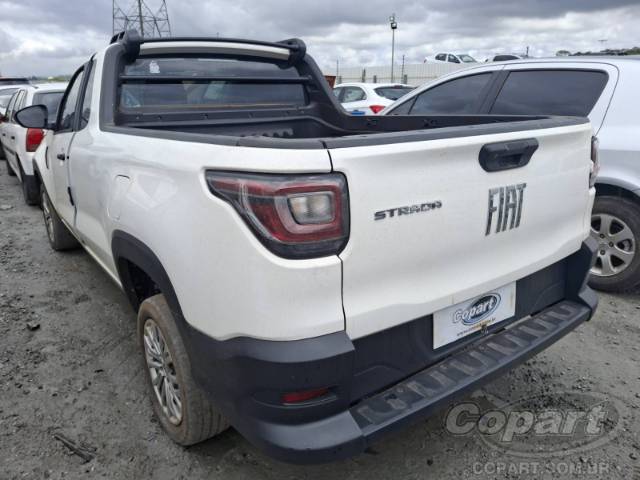 2025 FIAT STRADA 