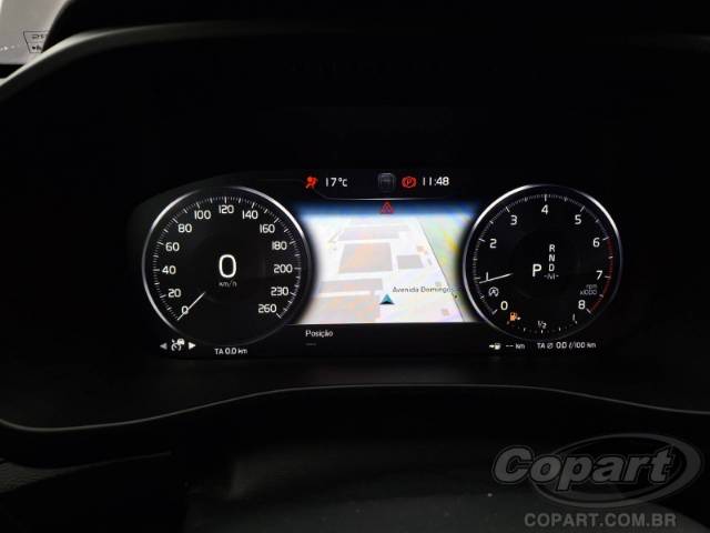 2019 VOLVO XC40 