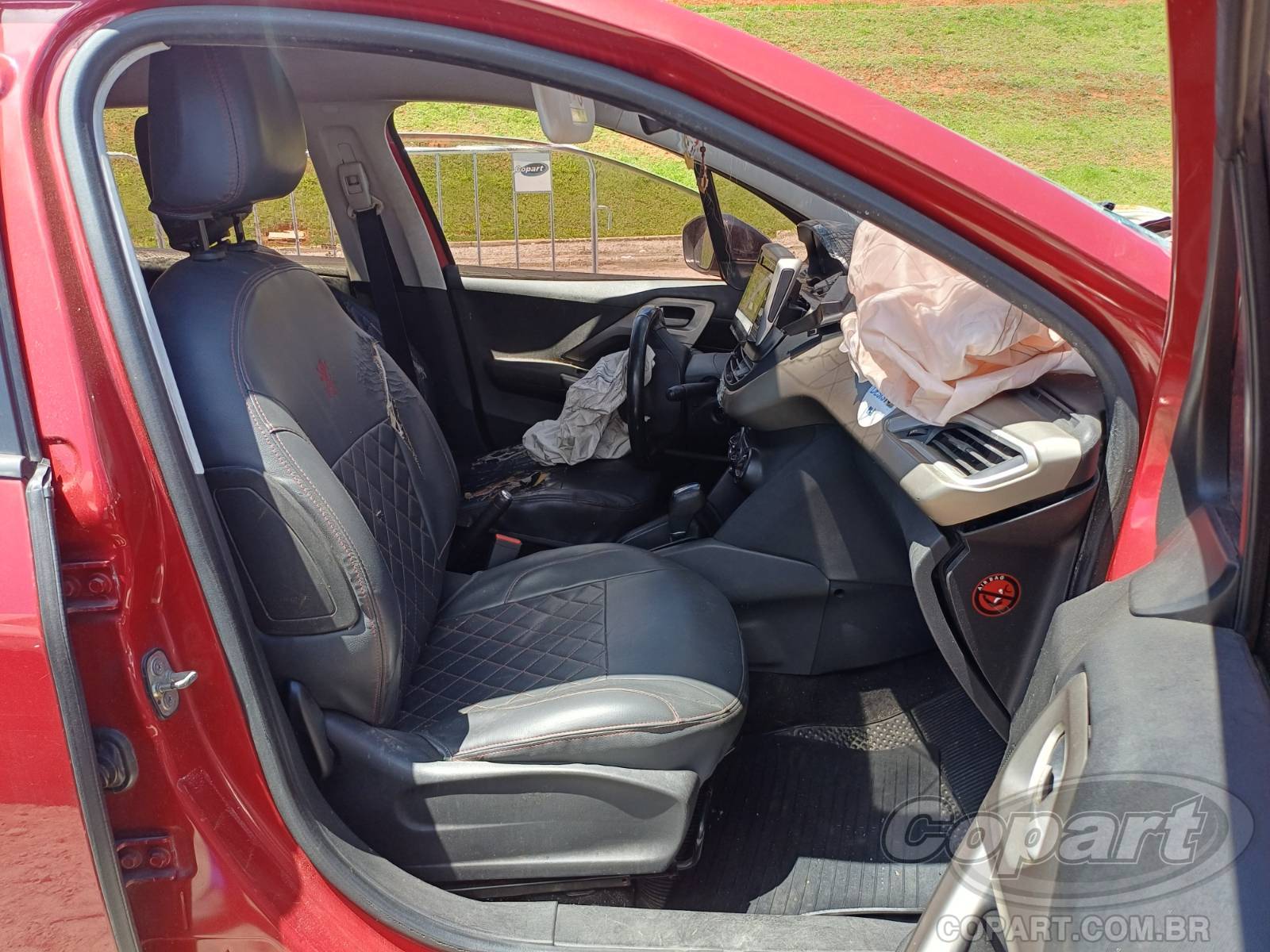 Foto 5: 2018 PEUGEOT 2008