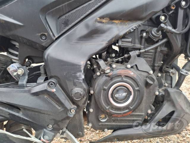 2024 BAJAJ DOMINAR 