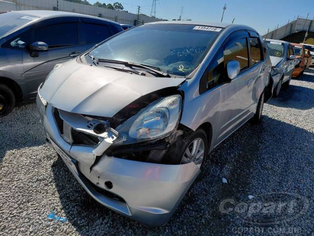 2009 HONDA FIT 