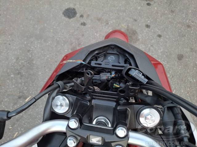 2026 HONDA CB 300F 