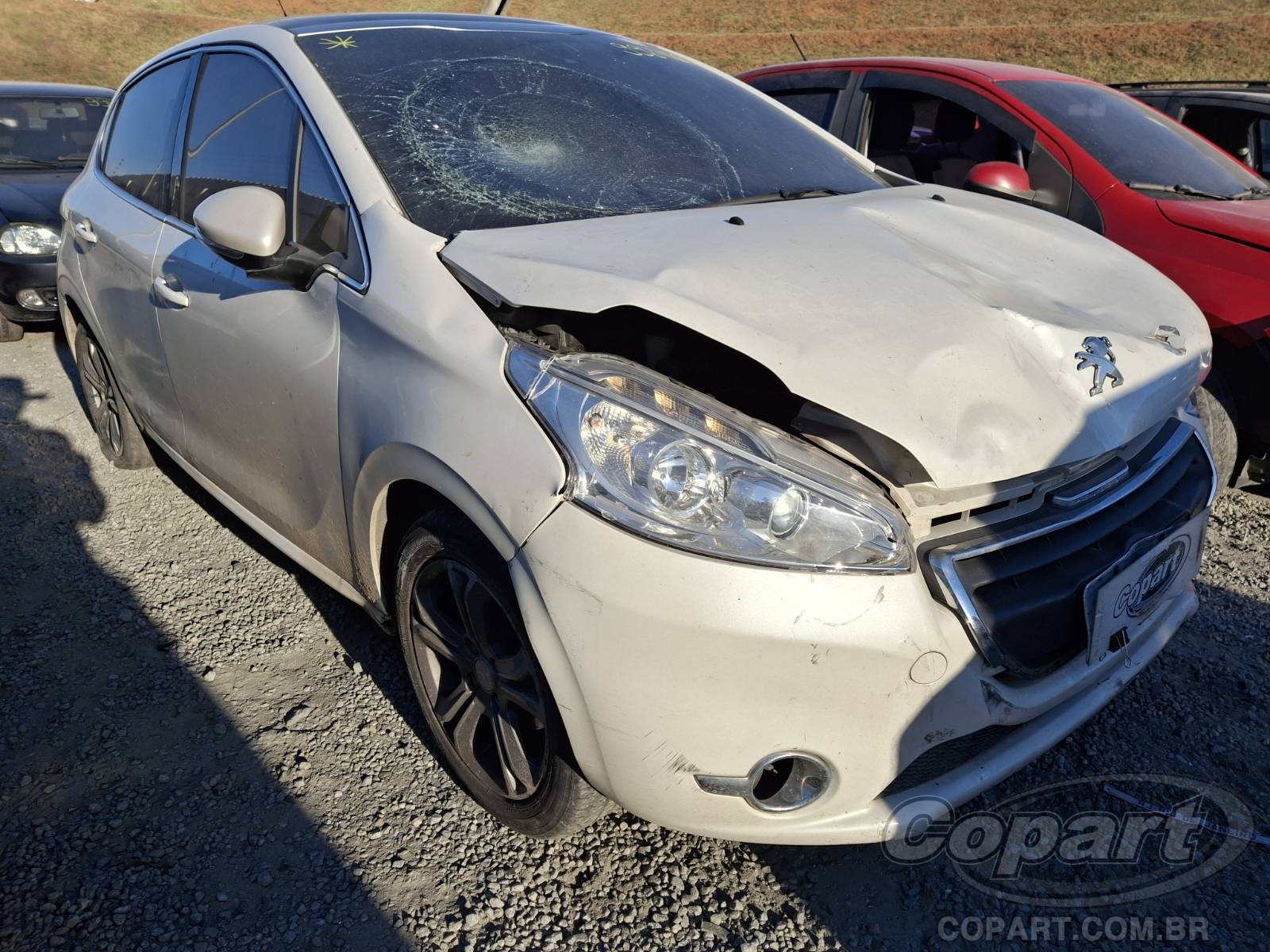 Veículo Peugeot 208 PEUGEOT 208 Griffe 1.6 16V VVT 2013 2014 em leilão