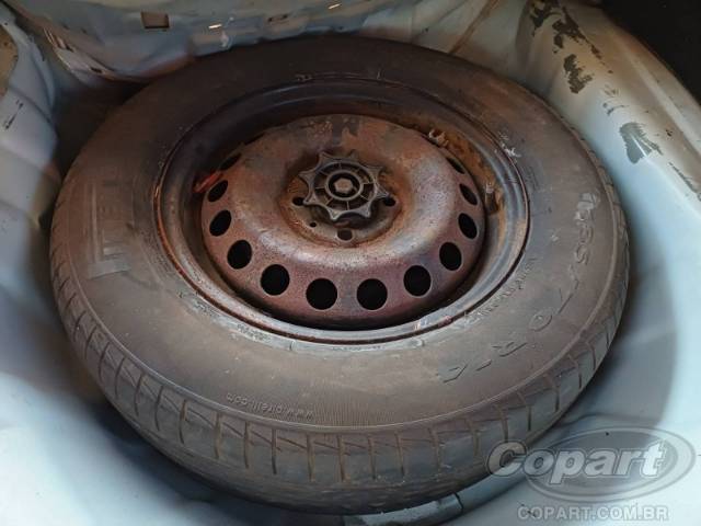 2015 HYUNDAI HB20S 