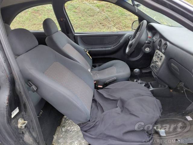 2002 CHEVROLET CELTA 
