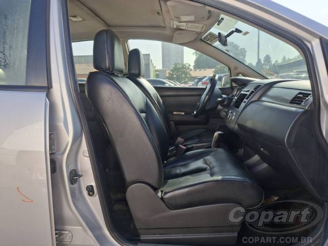 2013 NISSAN TIIDA 