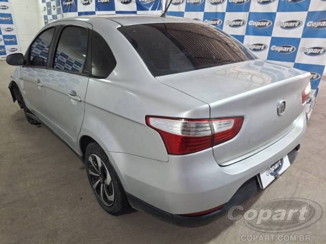 2015 FIAT GRAND SIENA 