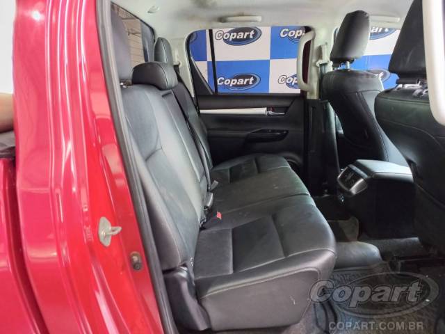 2024 TOYOTA HILUX CD 