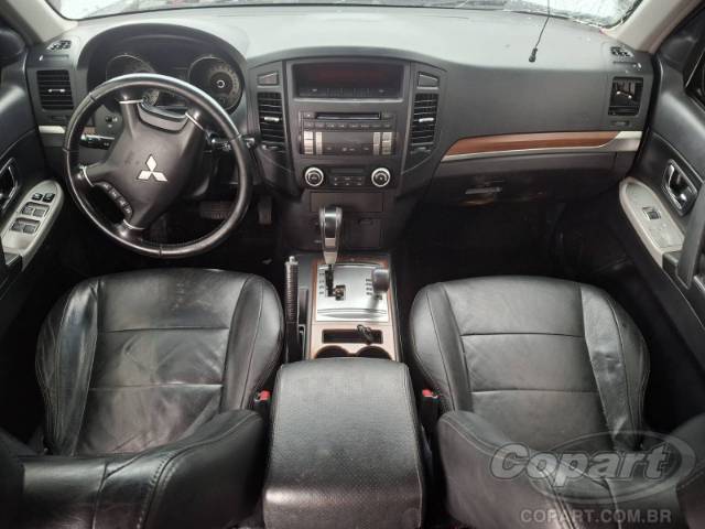 2009 MITSUBISHI PAJERO FULL 