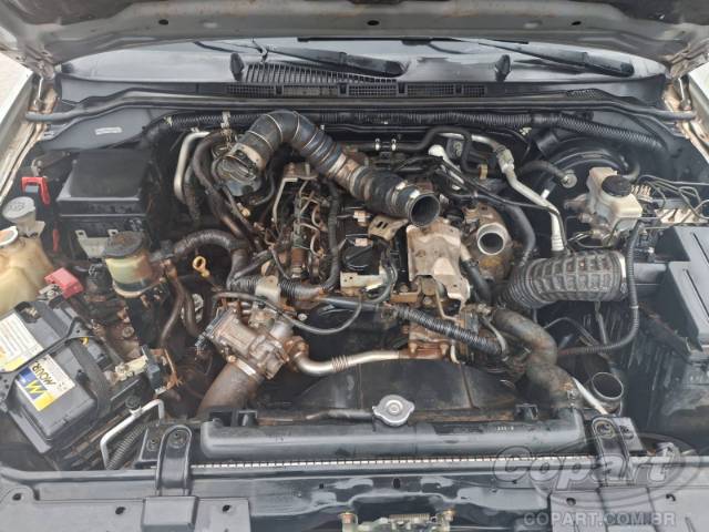 2013 NISSAN FRONTIER CD 