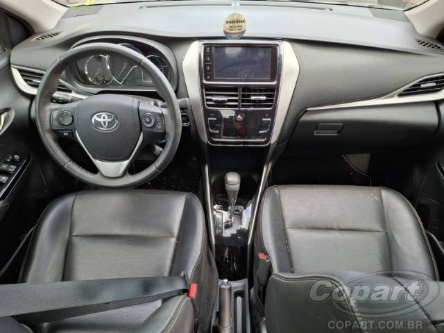 2022 TOYOTA YARIS SEDA 