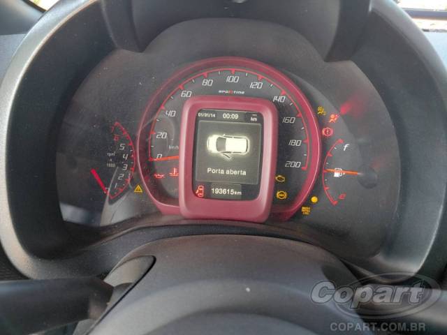 2015 FIAT UNO 