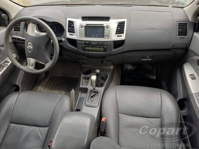 2012 TOYOTA HILUX CD 