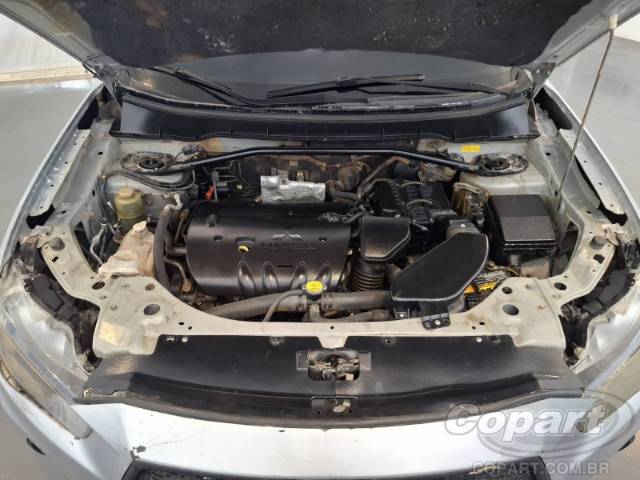 2010 MITSUBISHI OUTLANDER 