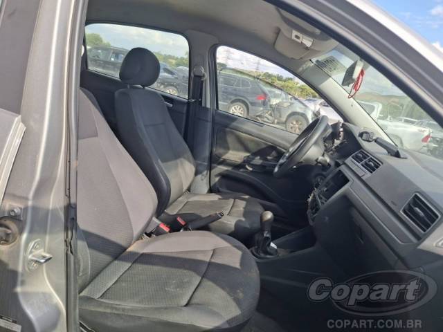 2017 VOLKSWAGEN VOYAGE 