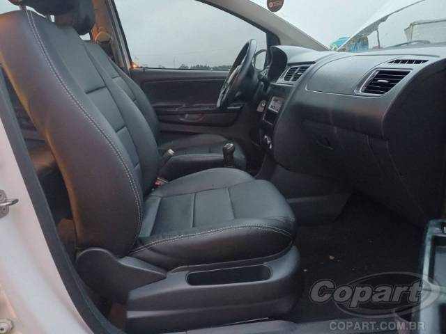 2012 VOLKSWAGEN FOX 