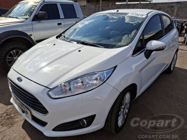 2015 FORD FIESTA 