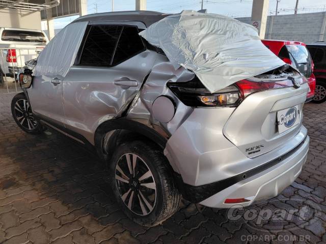 2025 NISSAN Kicks Play 