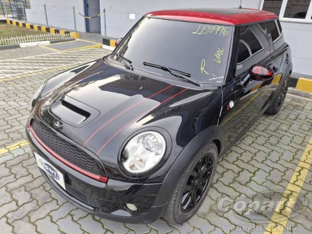 2010 MINI COOPER 