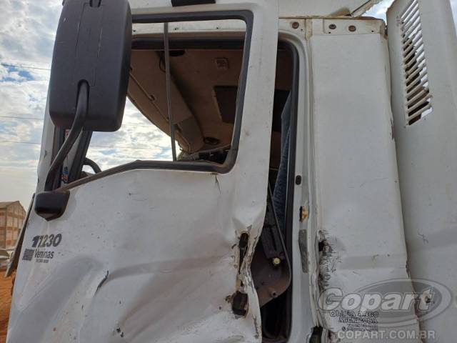 2021 VOLKSWAGEN CONSTELLATION 