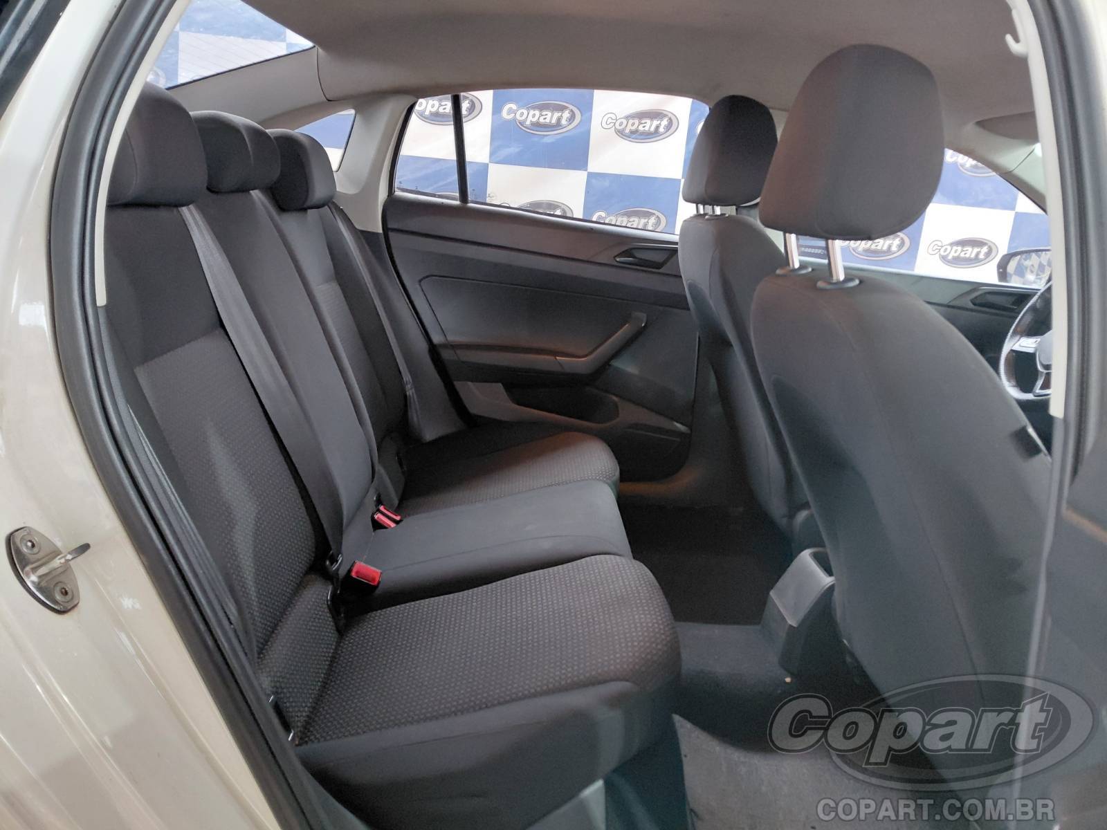 Foto 6 de 10: 2021 VOLKSWAGEN VIRTUS
